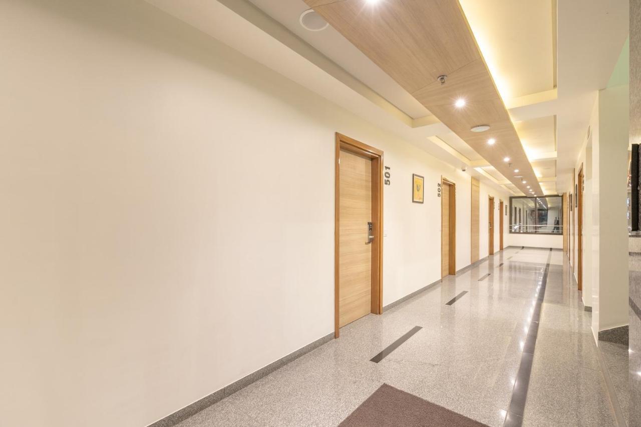Hotel Silvera Grand Ahmedabad Esterno foto