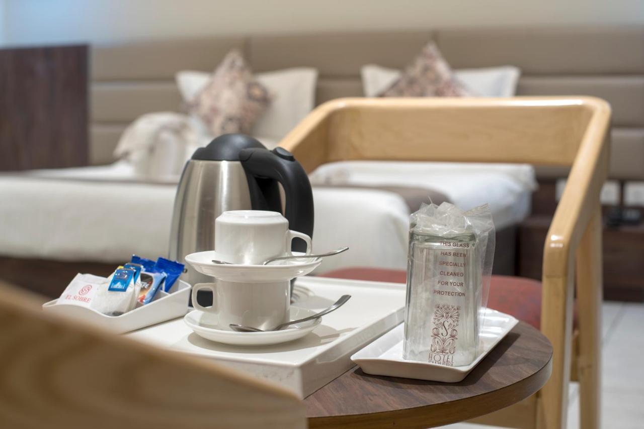 Hotel Silvera Grand Ahmedabad Esterno foto
